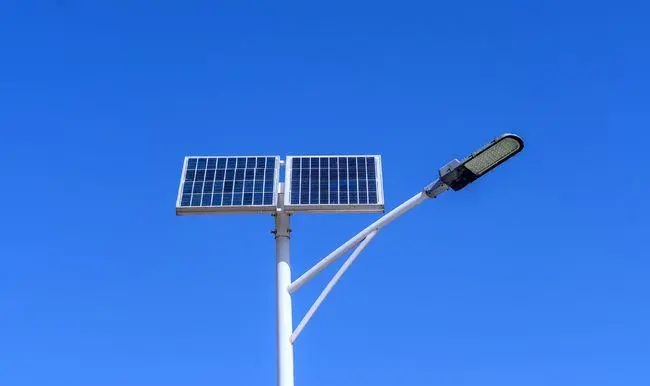 哈密太阳能路灯如何应对断电或停电情况？